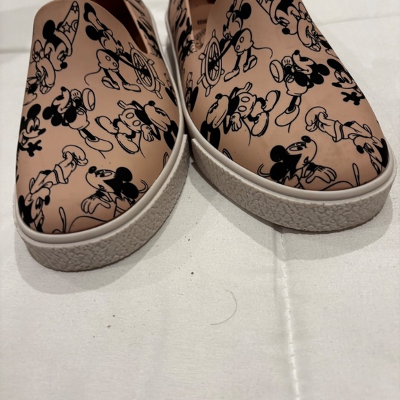 Melissa and Doug Mickey and Minnie shoes - Picture 2 of 4